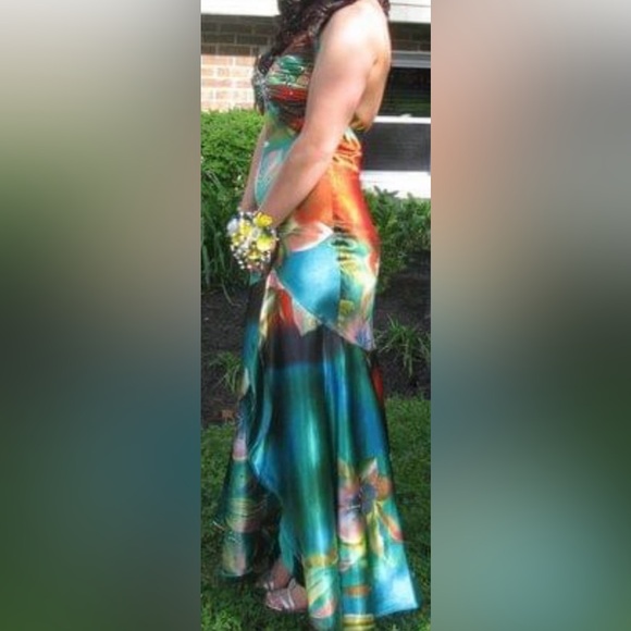 Tony Bowls Paris Tropical Satin Prom Dress - 6 - Multicolored - Used - Picture 7 of 8